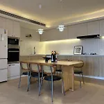 4 Bedroom Apartment With Bund View