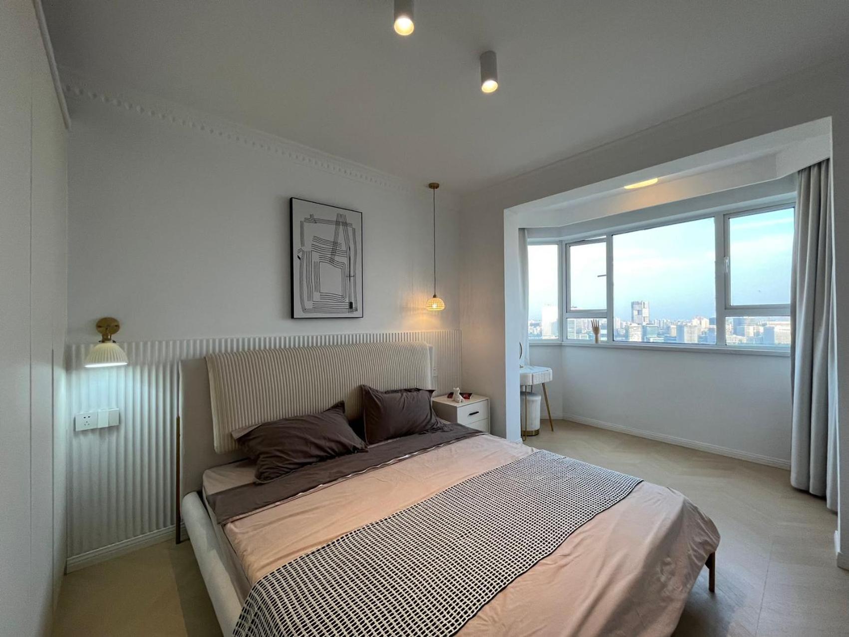 4 Bedroom With Bund View